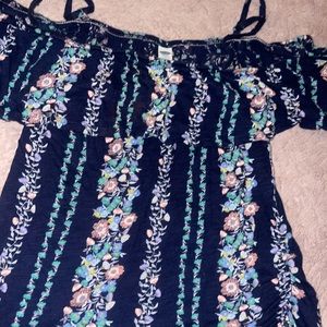 Old navy small shoulder off blouse